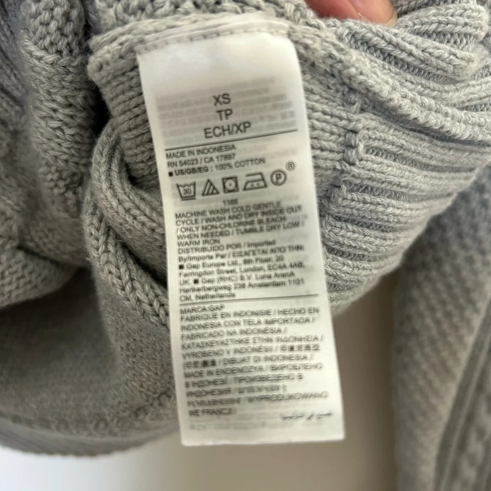 Gap Cotton Cable Knit Chunky‎ Sweater Size XS